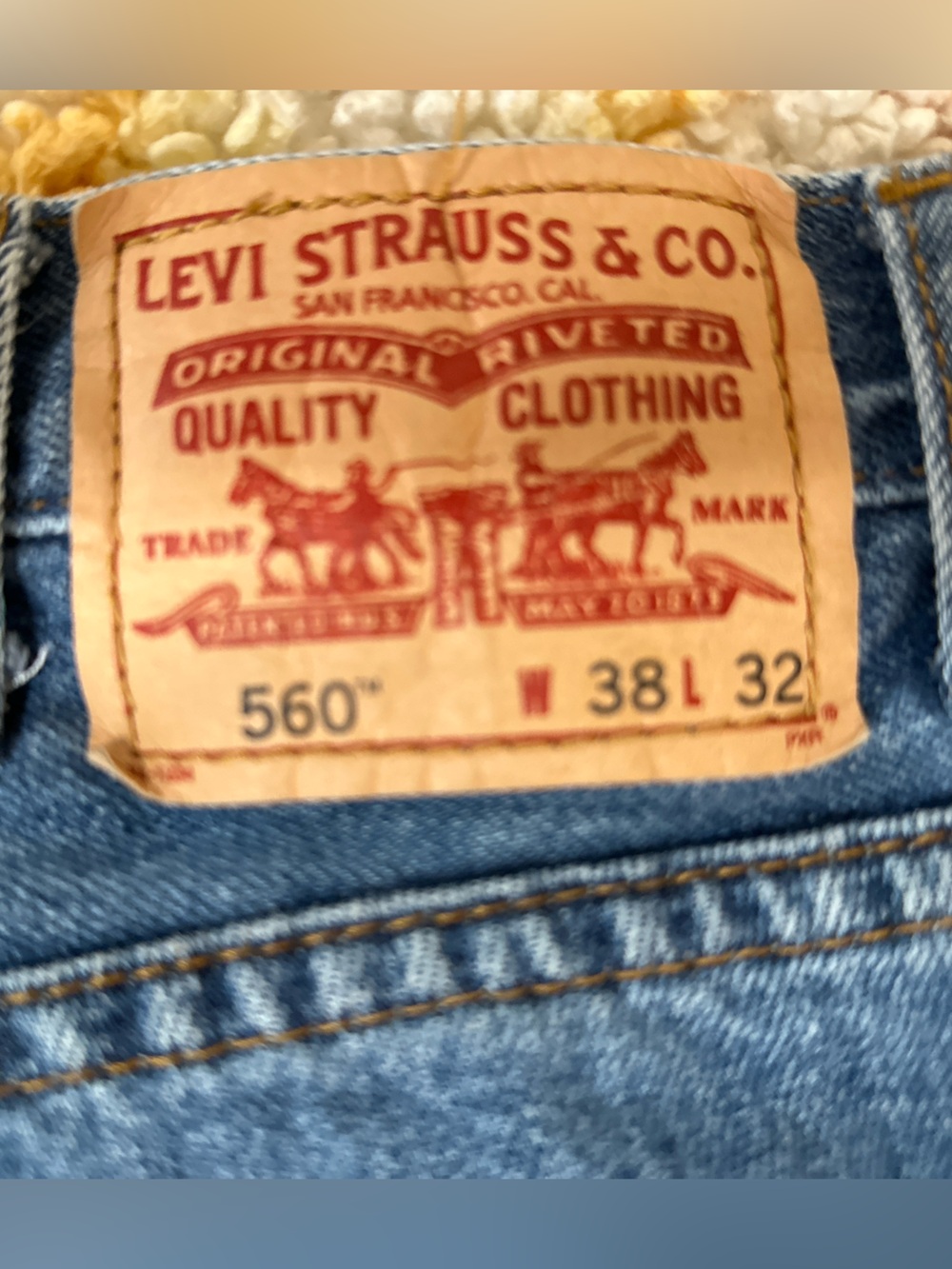 Levi’s 560 Comfort Fit Jeans 38x32 Men’s Relaxed Loose Fit Denim - Picture 4 of 5